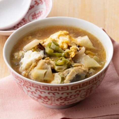 焦がしねぎと大根皮の中華スープ