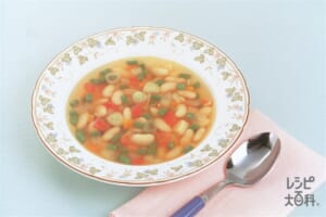 白いんげんのフランス風スープ
