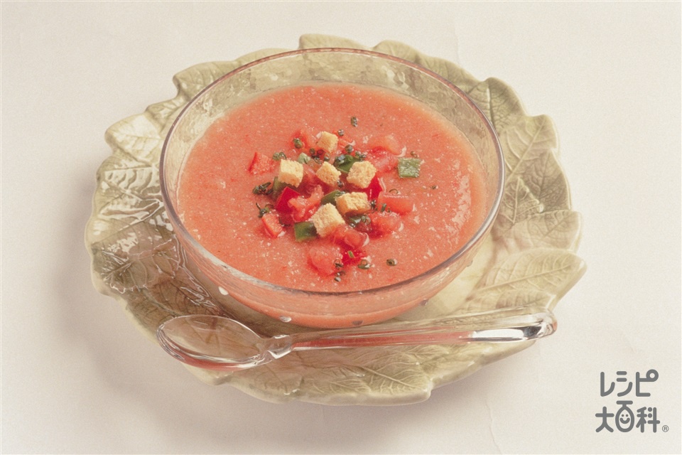 スペイン風冷たい野菜スープ(トマト+トマトジュースを使ったレシピ)