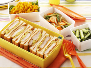 カツサンド弁当
