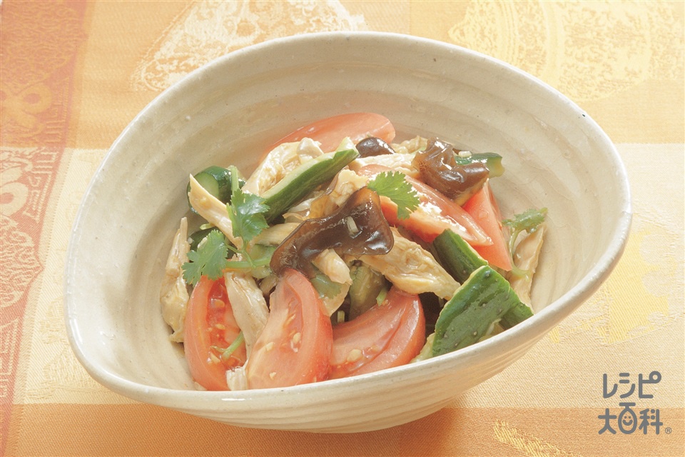 オイスター味の中国風サラダ(トマト+鶏むね肉(皮なし)を使ったレシピ)