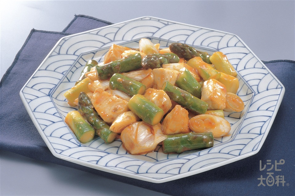 かじきとアスパラのえびチリ炒めのレシピ 作り方 レシピ大百科 レシピ 料理 味の素パーク かじきやグリーンアスパラガスを使った料理