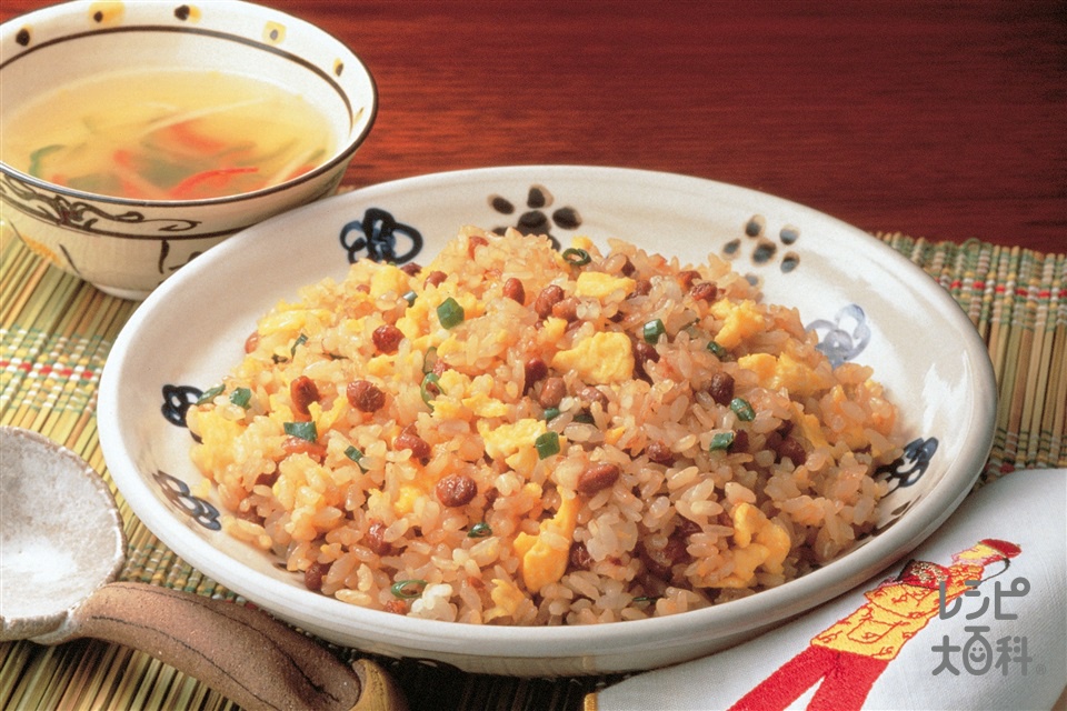 納豆チャーハン(ご飯+卵を使ったレシピ)