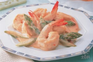 えびとグリーンアスパラの中国風マヨネーズあえ