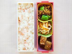 ひき肉とピーマンのカレー炒め弁当