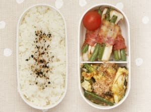 ベーコンの 野菜巻き弁当