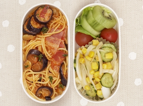 なすとベーコンの スパゲッティ弁当
