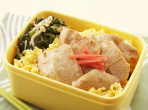 鶏の照り焼き丼弁当