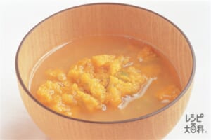 つぶしかぼちゃのみそスープ