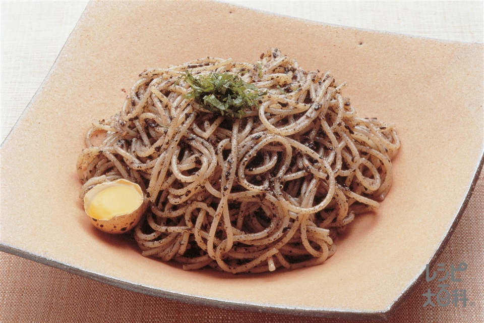 黒ごまパスタ(スパゲッティ+すり黒ごまを使ったレシピ)