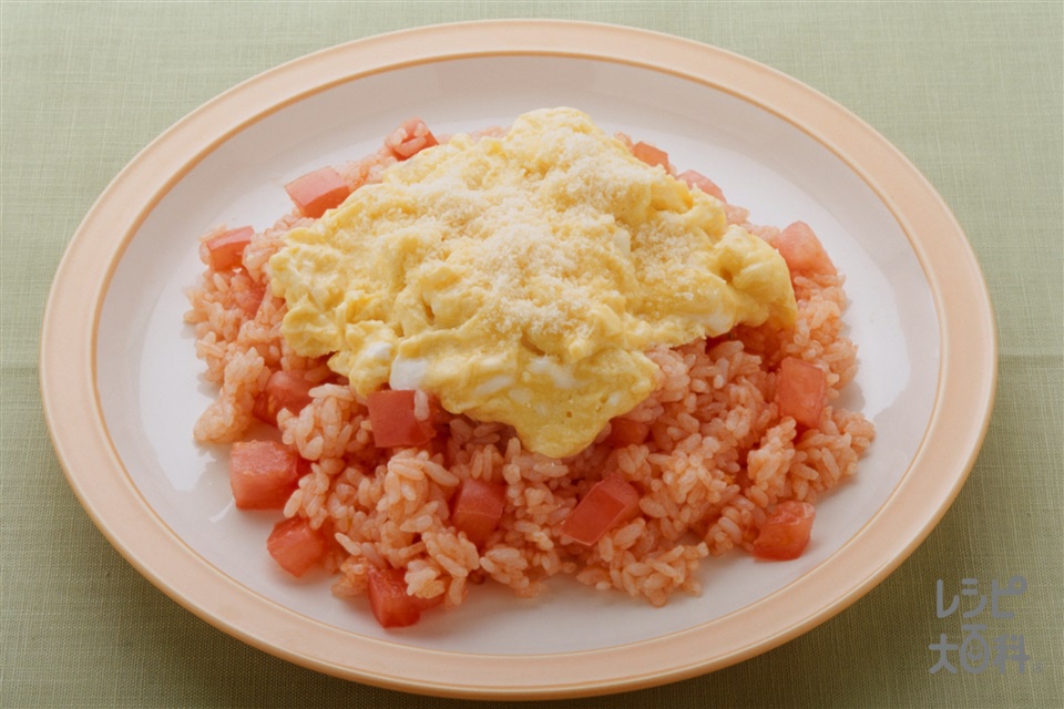 トマトオムライス(ご飯+トマトを使ったレシピ)