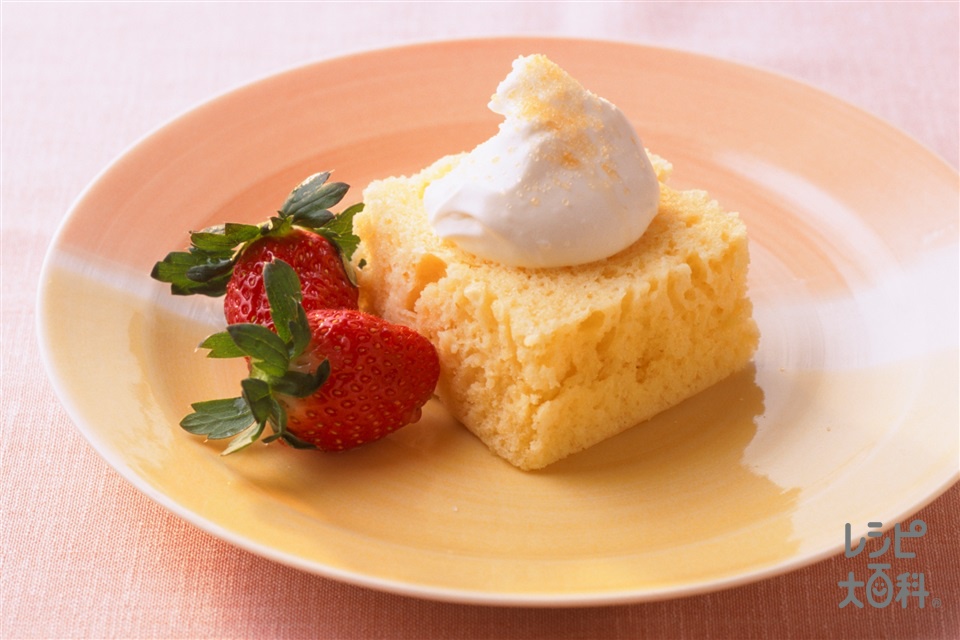 簡単レンジ シフォンケーキのレシピ 作り方 味の素パーク の料理 レシピサイト レシピ大百科 生クリームやいちごを使った料理