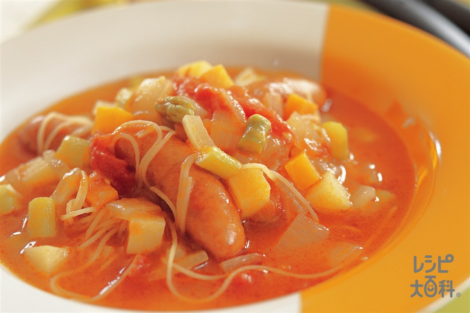 野菜たっぷりスープパスタ(玉ねぎ+ホールトマト缶を使ったレシピ)