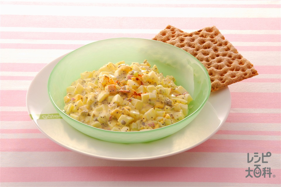 卵とケシの実のサラダ(卵+紫玉ねぎを使ったレシピ)