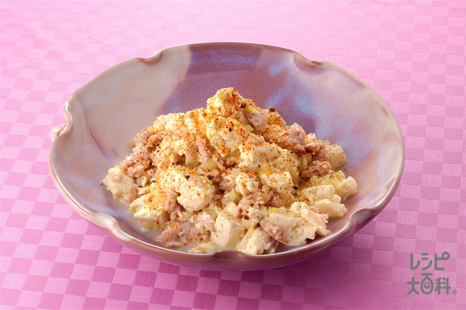 豆腐と鶏ひき肉のさっぱり炒め(絹ごし豆腐+鶏ひき肉を使ったレシピ)