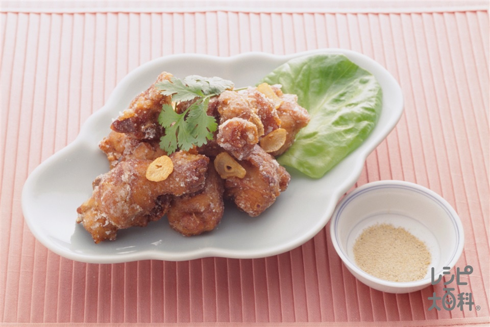 中国風鶏のから揚げ(鶏骨つきもも肉+片栗粉を使ったレシピ)