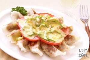 アッツアツ!餃子ピザ風グリル