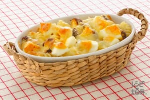 ゆで卵サラダ オニオンドレッシングのレシピ 作り方 レシピ大百科 レシピ 料理 味の素パーク ゆで卵やグリーンリーフを使った料理