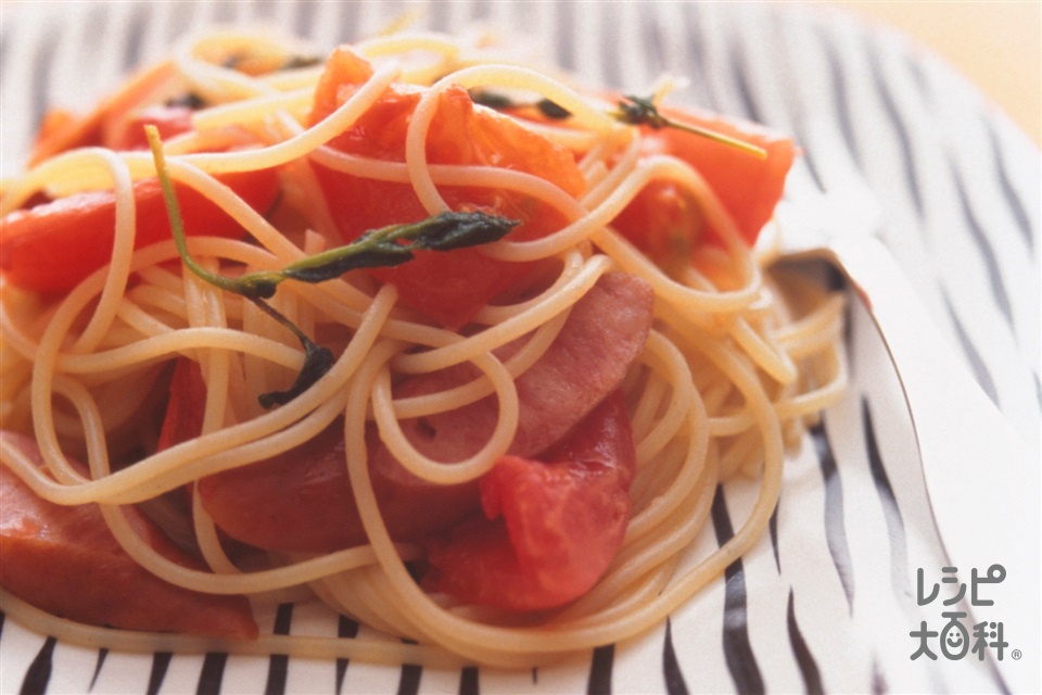 トマトとソーセージのスパゲッティ(スパゲッティ+トマトを使ったレシピ)