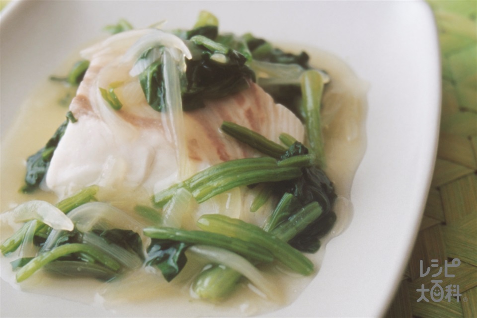 白身魚の野菜あんかけ(たい+玉ねぎを使ったレシピ)