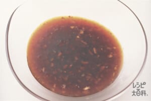 豆板醤ドレッシング(玉ねぎ入り)