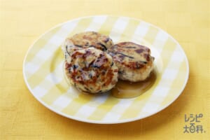 ひじき入り豆腐ハンバーグ風(木綿豆腐+鶏ひき肉を使ったレシピ)