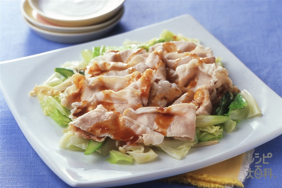 冷しゃぶサラダの棒棒鶏ソース(豚しゃぶしゃぶ用肉+キャベツを使ったレシピ)