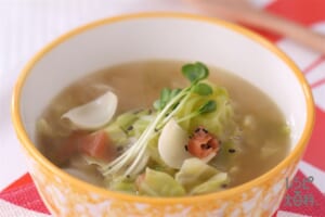 キャベツとゆり根のスープ