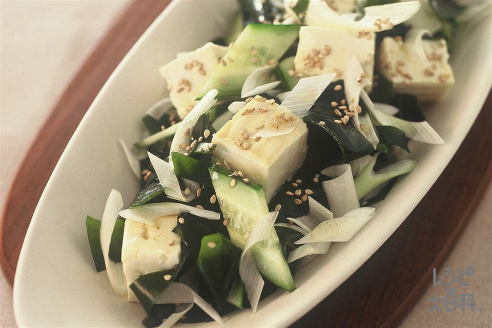豆腐とわかめのサラダ(木綿豆腐+きゅうりを使ったレシピ)