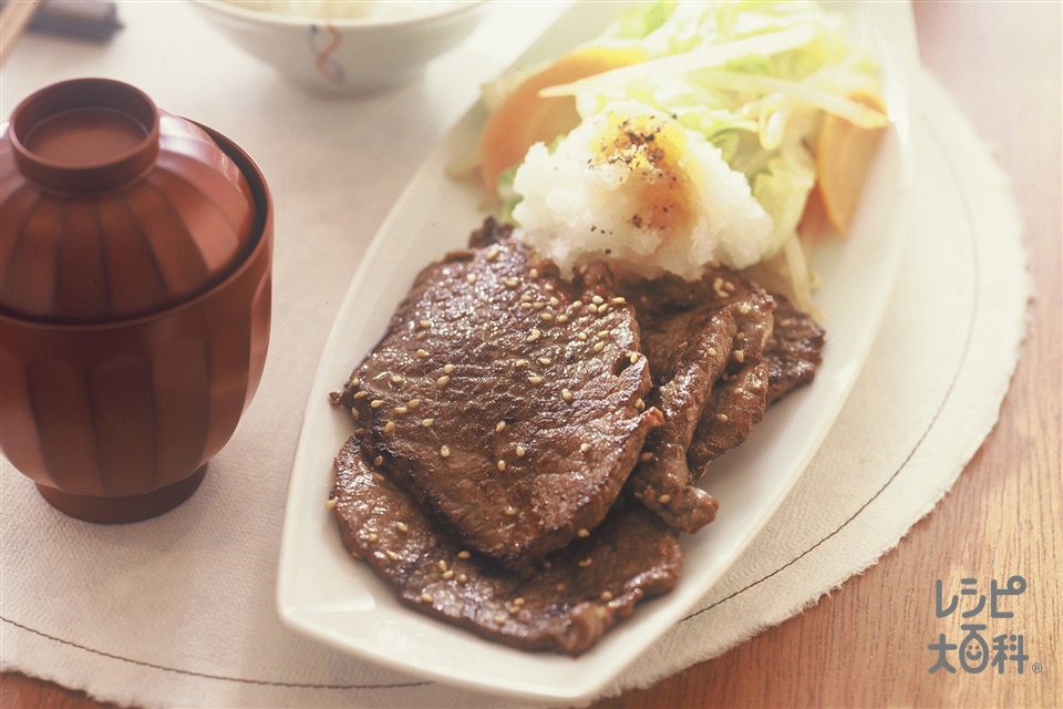 焼き肉のおろしソースかけ