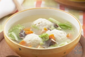 ふわふわ豆腐ボールのスープ