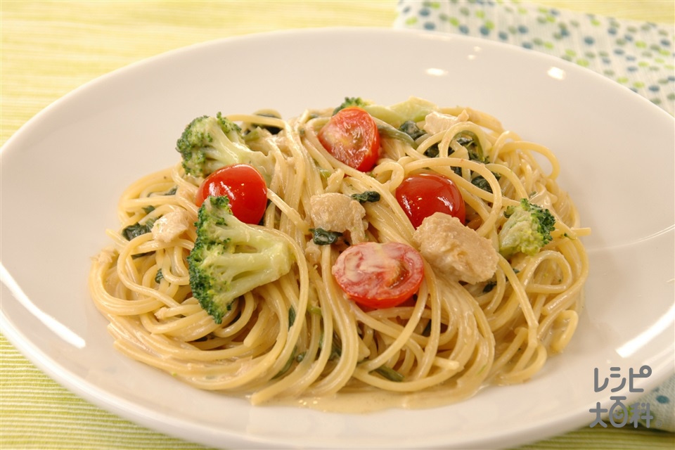 ほうれん草と白身魚のマヨしょうゆスパのレシピ 作り方 レシピ大百科 レシピ 料理 味の素パーク 白身魚やスパゲッティを使った料理