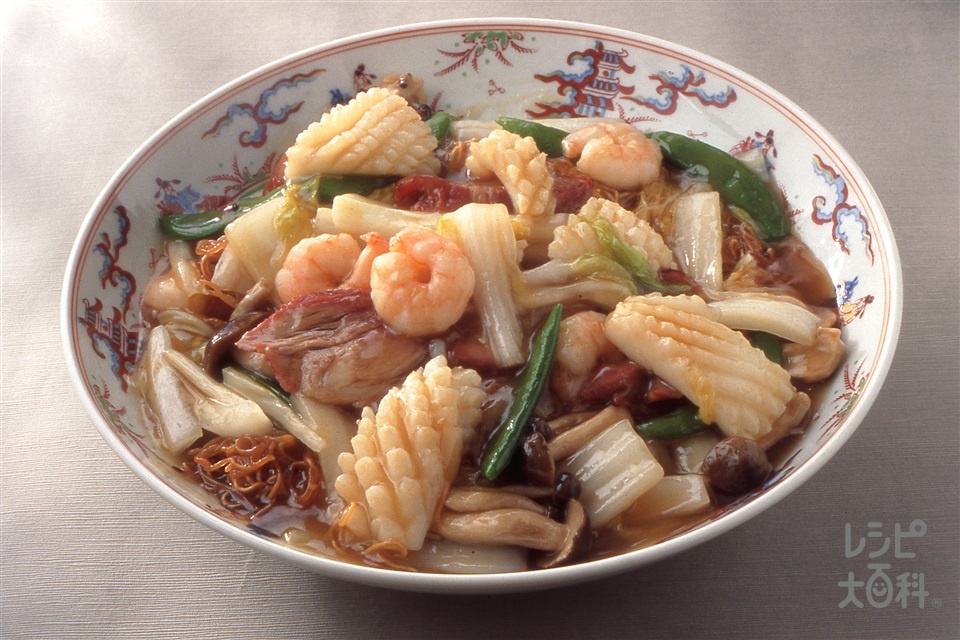 八珍炒麺（五目焼きそば）(中華めん+白菜を使ったレシピ)