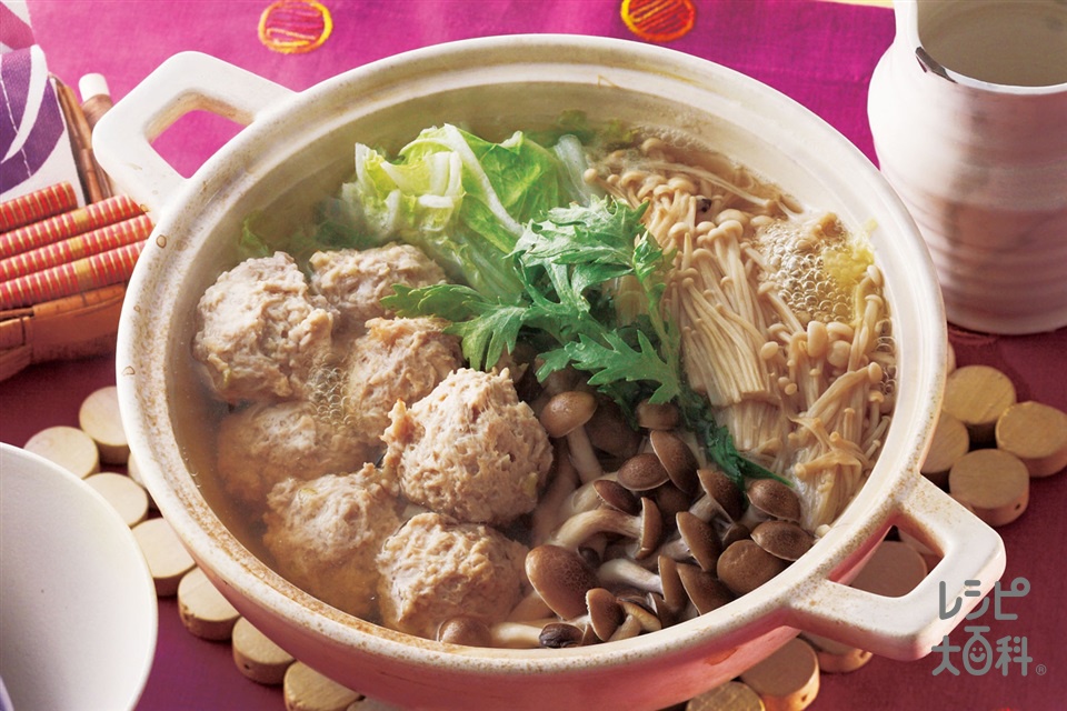 鶏だんご鍋(鶏ひき肉+白菜を使ったレシピ)
