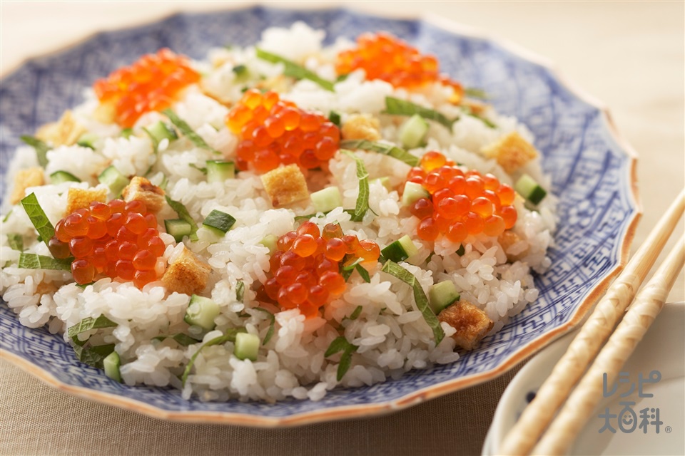 いくらと香味野菜のちらしずし