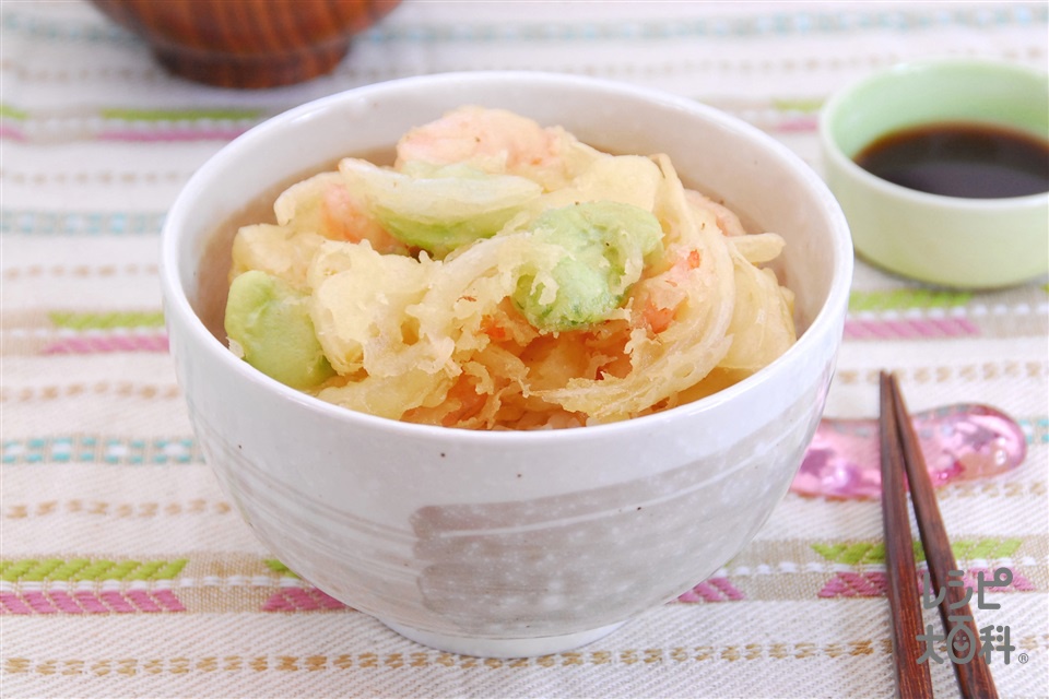 たけのことそら豆のかき揚げ丼(薄力粉+ご飯を使ったレシピ)