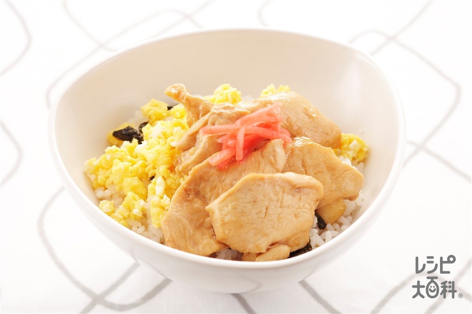 鶏の照り焼き丼(鶏むね肉+温かいご飯を使ったレシピ)