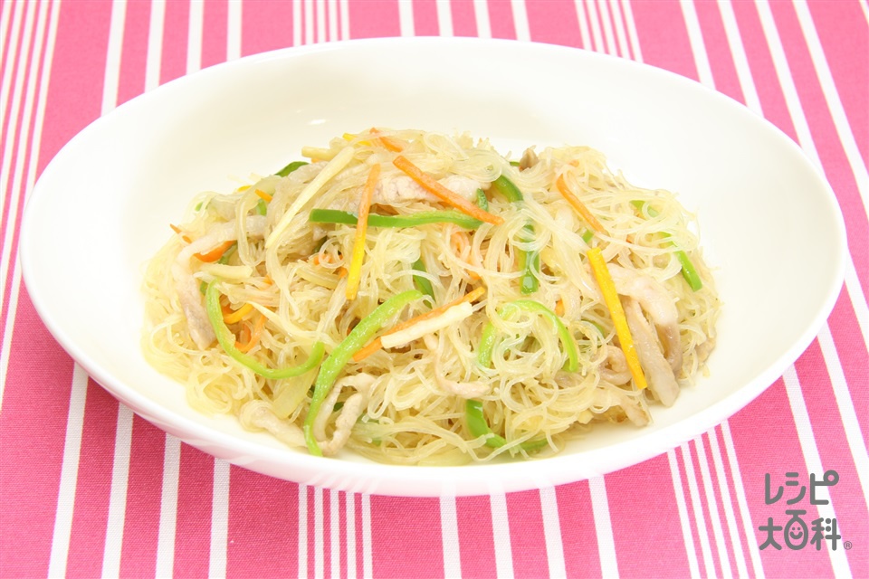 焼きビーフン(ビーフン+玉ねぎを使ったレシピ)