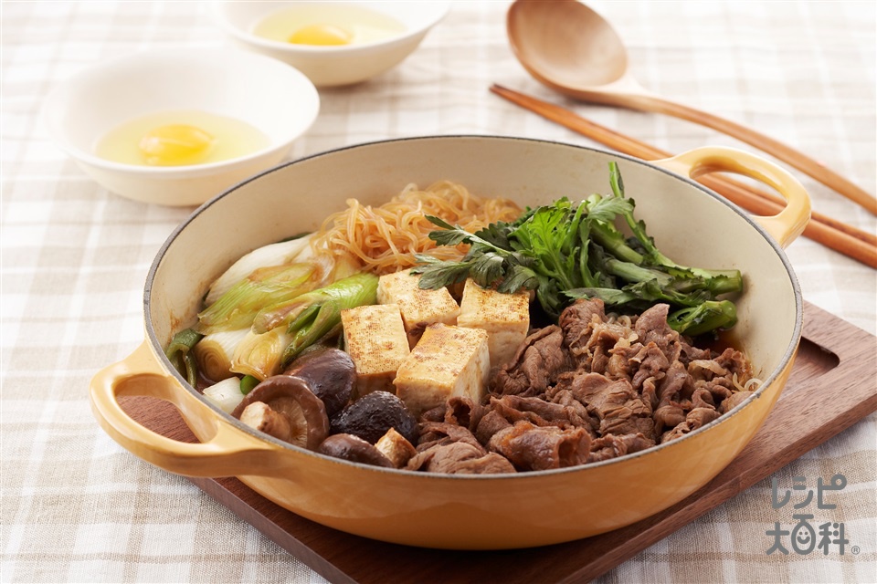 すき焼き(牛薄切り肉+しらたきを使ったレシピ)