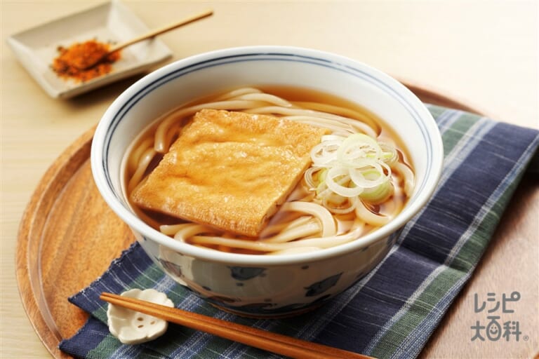 きつねうどん 関東風 のレシピ 作り方 味の素パーク の料理 レシピサイト レシピ大百科 うどんや油揚げを使った料理