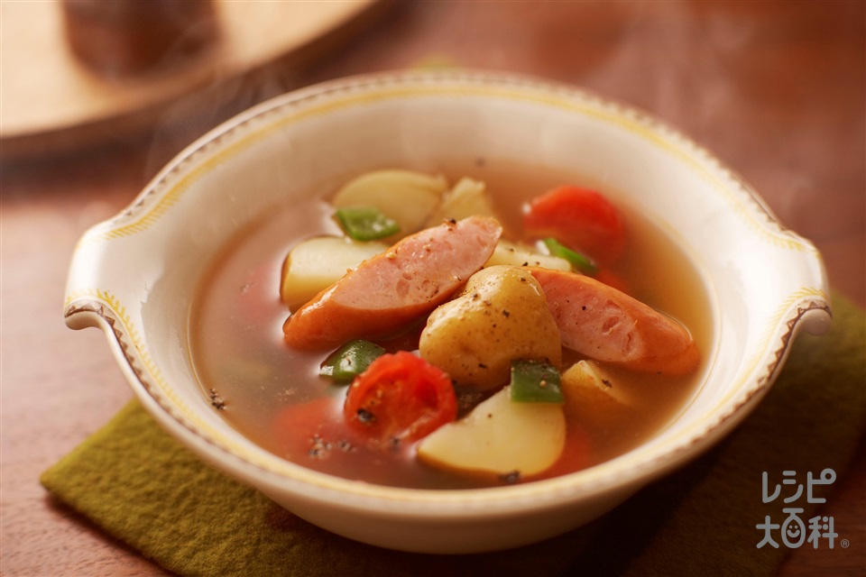 じゃがいもとソーセージの菜愛スープ(新じゃがいも+ミニトマトを使ったレシピ)