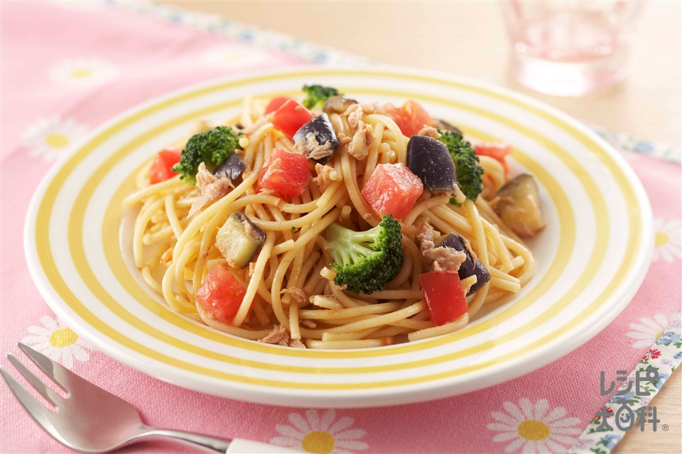ツナと野菜のパスタ(スパゲッティ+トマトを使ったレシピ)