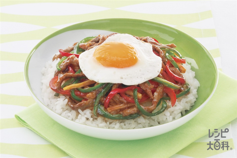 青椒肉絲ライス(卵+ご飯を使ったレシピ)