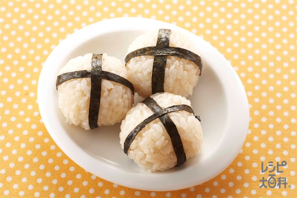 ころころおにぎり(ご飯+焼きのりを使ったレシピ)
