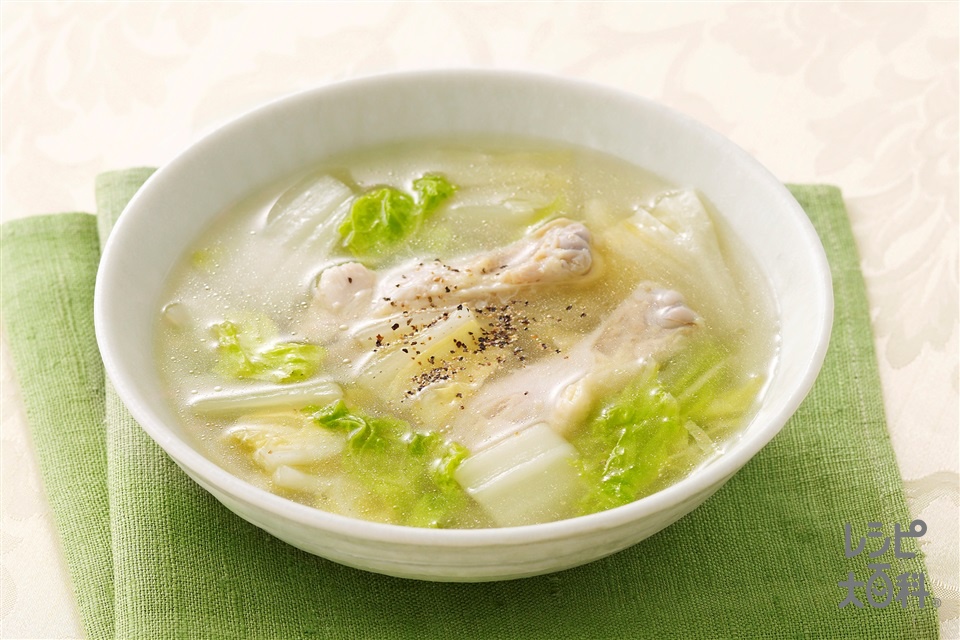 白菜と鶏手羽元の中華スープ(鶏手羽元+白菜を使ったレシピ)