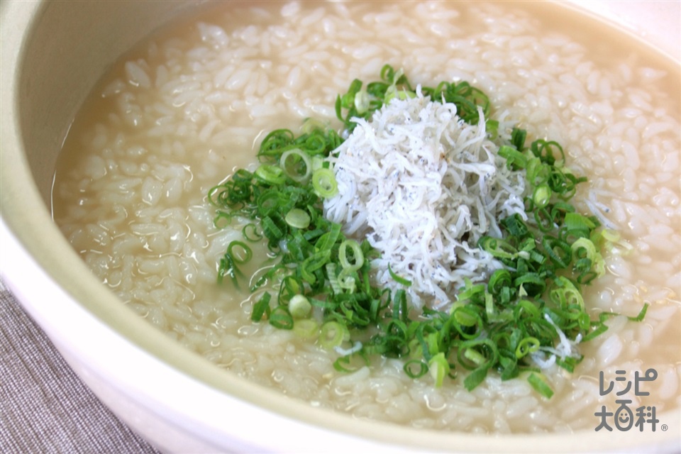 鍋の〆　しらすとねぎの雑炊(ご飯+しらす干しを使ったレシピ)