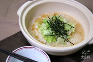 鍋の〆 レタスとのりの中華風雑炊