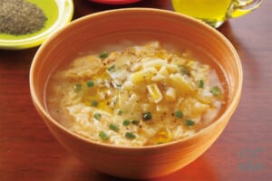 シメの雑炊 チーズをのせてリゾット風
