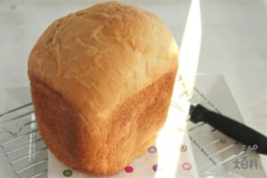 ホームベーカリーで作る「コンソメ」食パン