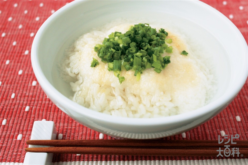 丸鶏とろろスープ丼(ご飯+長いもを使ったレシピ)